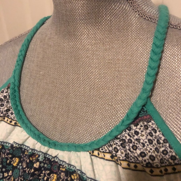 SLEEVELESS TANK - Picture 2 of 13